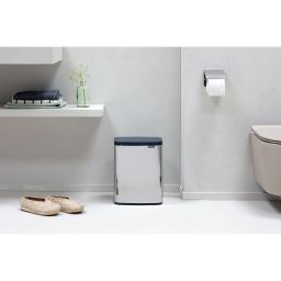 Brabantia Bo kosz na śmieci 7 l stal polerowana 222948