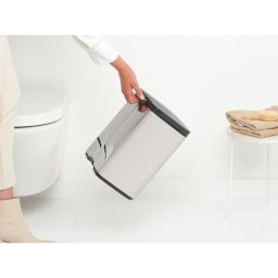 Brabantia Bo kosz na śmieci 7 l stal polerowana 222948