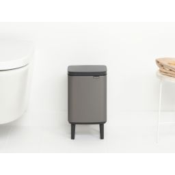 Brabantia Bo kosz na śmieci 4 l platynowy 227127