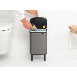 Brabantia Bo kosz na śmieci 4 l platynowy 227127