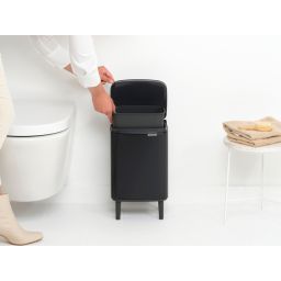 Brabantia Bo kosz na śmieci 7 l czarny mat 227141