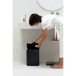 Brabantia Bo kosz na śmieci 12 l czarny mat 230363