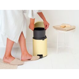 Brabantia NewIcon kosz na śmieci 5 l żółty 233784