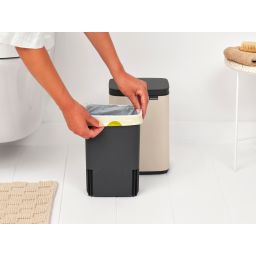 Brabantia Bo kosz na śmieci 4 l beżowy 234088