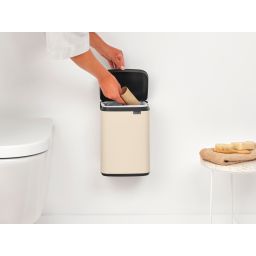 Brabantia Bo kosz na śmieci 4 l beżowy 234088