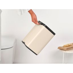 Brabantia Bo kosz na śmieci 7 l beżowy 234101