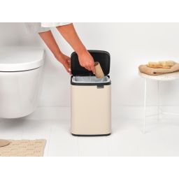 Brabantia Bo kosz na śmieci 7 l beżowy 234101