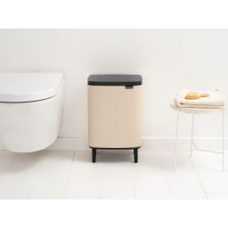 Brabantia Bo Hi kosz na śmieci 12 l Soft Beige 251665