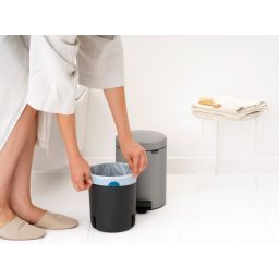 Brabantia NewIcon kosz na śmieci 5 l Soft Grey 252204