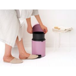 Brabantia NewIcon kosz na śmieci 5 l Lilac Pink 25528
