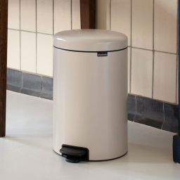 Brabantia NewIcon kosz na śmieci 20 l pedałowy beżowy/czarny 149948