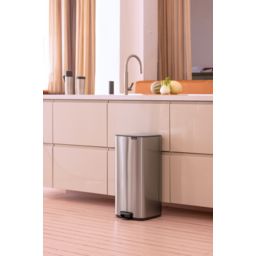 Brabantia Bo pojemnik na odpady 30 l stal 238147