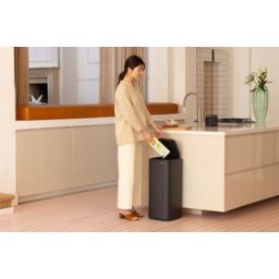 Brabantia Bo pojemnik na odpady 30 l szary 238284