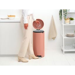 Brabantia NewIcon pojemnik na odpady 30 l 238741