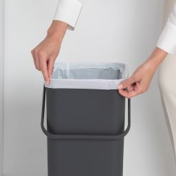 Brabantia Sort & Go pojemnik na odpady 40 l do segregacji ciemny szary 251047