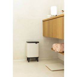 Brabantia Bo Hi kosz na śmieci 7 l Soft Beige 251641