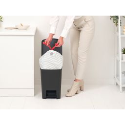 Brabantia StepUp pojemnik na odpady 25 l czarny 800269