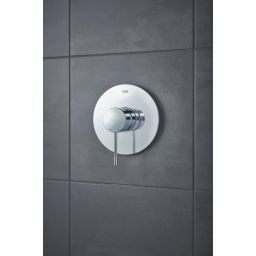 Grohe Essence bateria prysznicowa podtynkowa StarLight Chrome 24057001