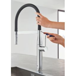 Grohe Essence bateria kuchenna stojąca StarLight Chrome 30294000