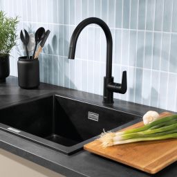 Grohe Start Edge bateria kuchenna stojąca czarny mat 305502430