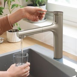 Hansgrohe Zesis M33 bateria kuchenna z wyciąganą wylewką stojąca stal szlachetna optyczna 74801800