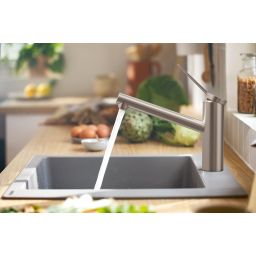 Hansgrohe Zesis M33 bateria kuchenna stojąca stal szlachetna optyczna 74802800