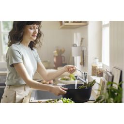 Hansgrohe Zesis M33 bateria kuchenna stojąca chrom 74806000