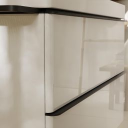 Hansgrohe Xelu Q szafka 78 cm podumywalkowa wisząca biały wysoki połysk/czarny mat 54027670