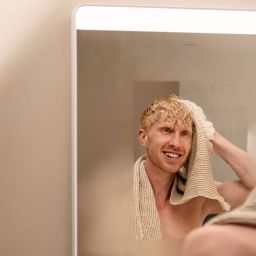 Hansgrohe Xarita Lite Q lustro 60x70 cm prostokątne z oświetleniem biały 54970700