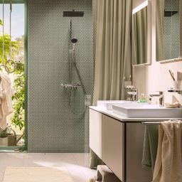 Hansgrohe Activera Q zestaw prysznicowy ścienny z deszczownicą chrom 28748000