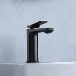 Invena Neri bateria umywalkowa stojąca czarny mat BU-01-004