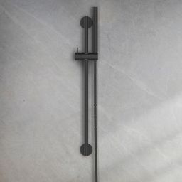 Invena Alonia zestaw prysznicowy ścienny czarny AU-70-Z04