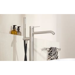 KFA Armatura Moza 316L bateria wannowo-prysznicowa wolnostojąca stal inox 5045-510-22