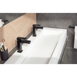 KFA Armatura Logon Black bateria umywalkowa stojąca czarna 5132-815-81