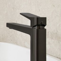 KFA Armatura Malaga Black bateria umywalkowa stojąca wysoka czarna 4522-712-81