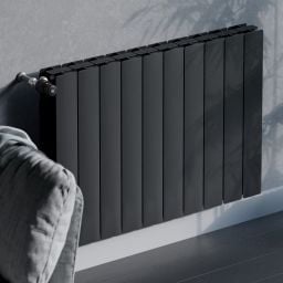 KFA Armatura ADR grzejnik pokojowy 57,2x48,3 cm podłączenie boczne czarny 763-060-81