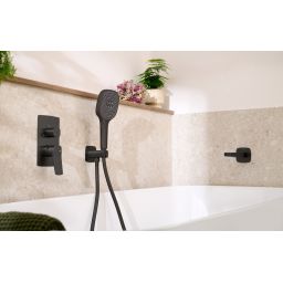 KFA Armatura Malaga Black zestaw prysznicowy podtynkowy z deszczownicą czarny 4529-301-81