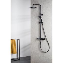 KFA Armatura Moza Black zestaw prysznicowy ścienny termostatyczny z deszczownicą czarny mat 5736-910-81