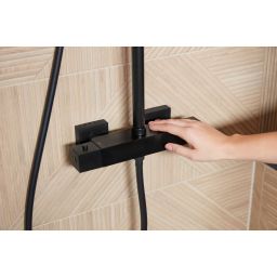 KFA Armatura Logon Black zestaw prysznicowy ścienny termostatyczny z deszczownicą czarny 5746-920-81