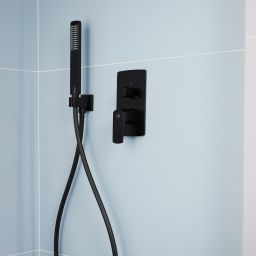 KFA Armatura Mokait Black zestaw prysznicowy podtynkowy z deszczownicą czarny mat 5539-511-81