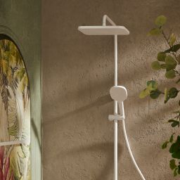 KFA Armatura Malaga White zestaw prysznicowy ścienny termostatyczny z deszczownicą biały 5756-910-44