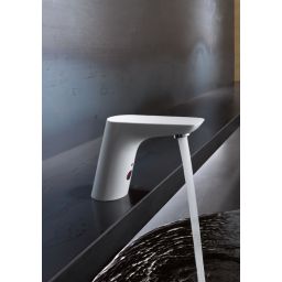 Kludi Balance bateria umywalkowa stojąca elektroniczna biała/chrom 5210091