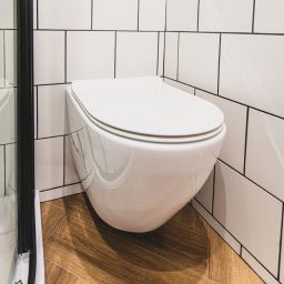 Laveo Desna miska WC z deską wolnoopadającą VMD600S