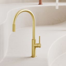 Omnires Switch bateria kuchenna stojąca z systemem do filtrowania wody mosiądz szczotkowany SW9057-FD1BSB