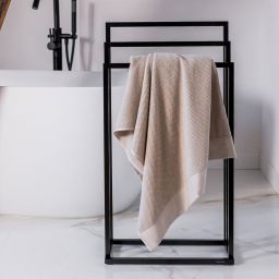 Sealskin Tube wieszak na ręczniki stojący czarny 800198