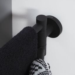 Tiger Boston wieszak na ręcznik dwuramienny czarny 308730746