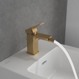 Villeroy & Boch Subway 3.0 bateria bidetowa stojąca złoty szczotkowany TVB11200100076