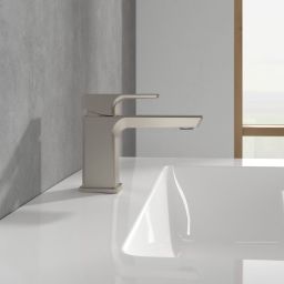 Villeroy & Boch Subway 3.0 bateria umywalkowa stojąca nikiel szczotkowany TVW11200100164