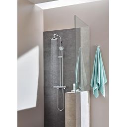 Grohe New Tempesta Cosmopolitan zestaw prysznicowy ścienny termostatyczny z deszczownicą chrom 27922000