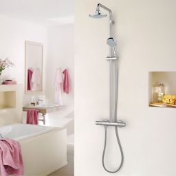 Grohe New Tempesta Cosmopolitan zestaw prysznicowy ścienny termostatyczny z deszczownicą chrom 27922000